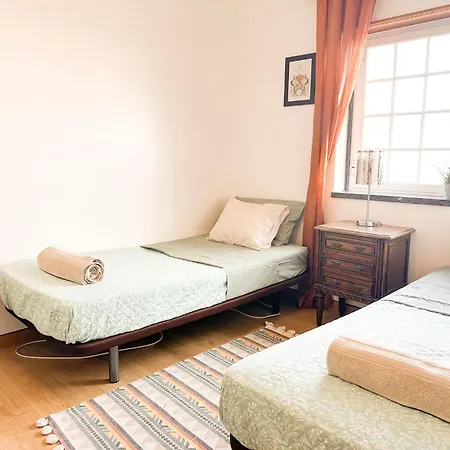 In Guest - For A Couple Or 2 People Travelling Together Carvoeira